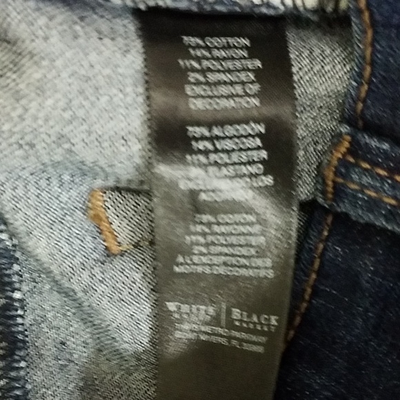 WHBM~Size 2~Blue Denim Boot Leg Jeans. - Picture 12 of 12